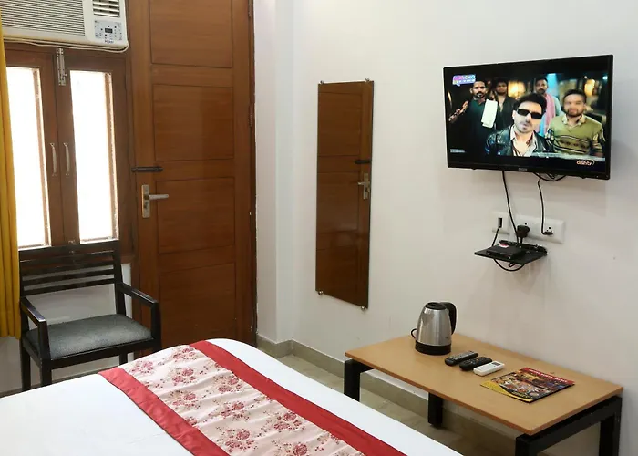 Glinzer Noida