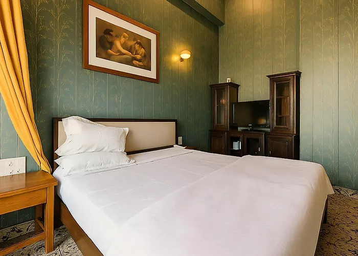 Qila Hotel