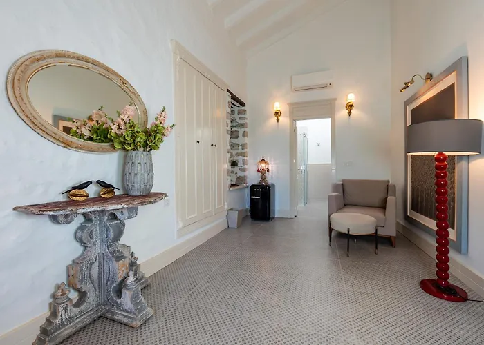 Alacati Tas Otel