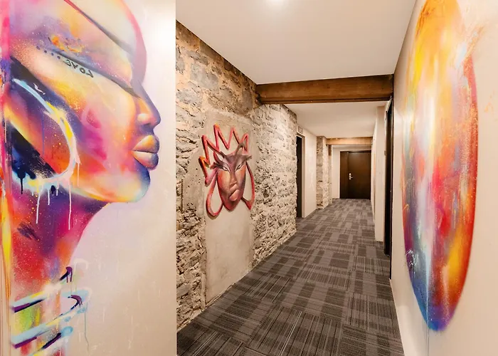 Sonder By Marriott Bonvoy Lambert Apartments Old Montreal