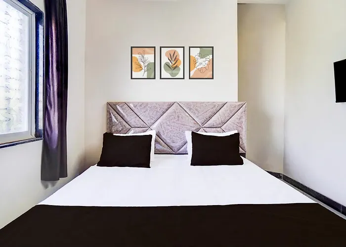 Hotel O Midwaytreat Burhanpur
