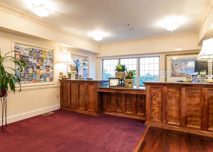 Bluenose Inn - Bar Harbor Collection