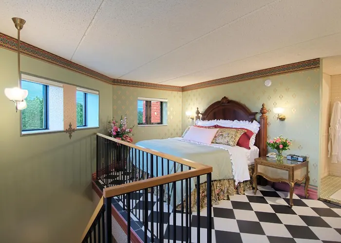 Woodcliff Hotel And Spa Victor