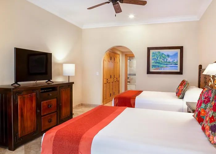 Villa La Estancia Beach Resort & Spa
