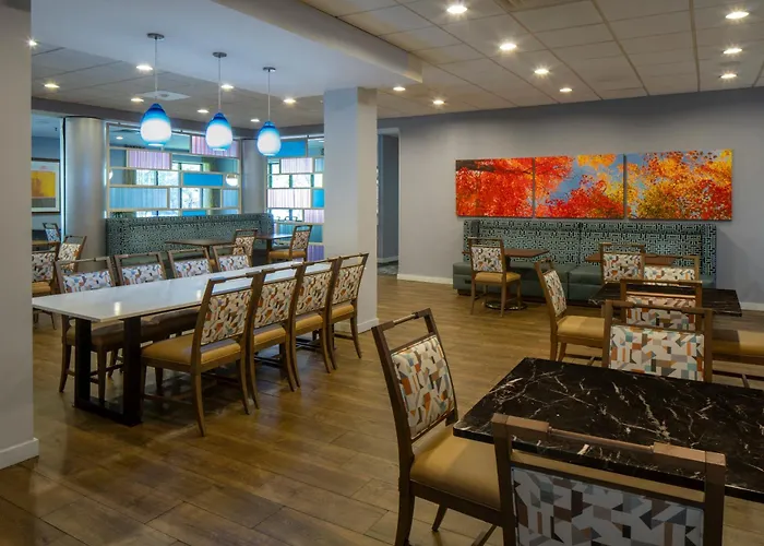 Fairfield Inn & Suites By Marriott Charlotte Uptown