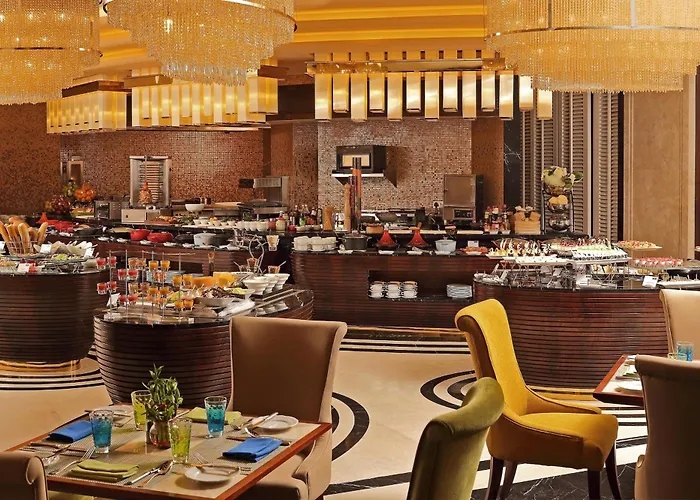 Sheraton Grand Pune Bund Garden Hotel