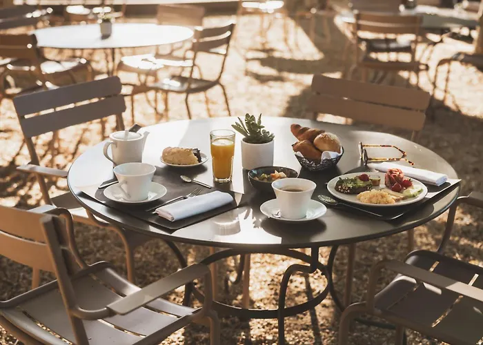Les Lodges Sainte-Victoire Hotel&Spa Le Tholonet