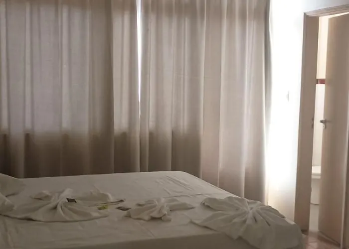 Hotel Embaixador Cruzeiro 