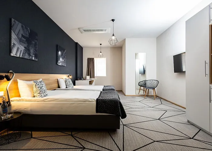 Amarant Urban Hotel By Chm