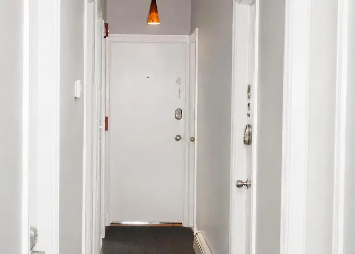 Charming Studio In Boston Brownstone, #44
