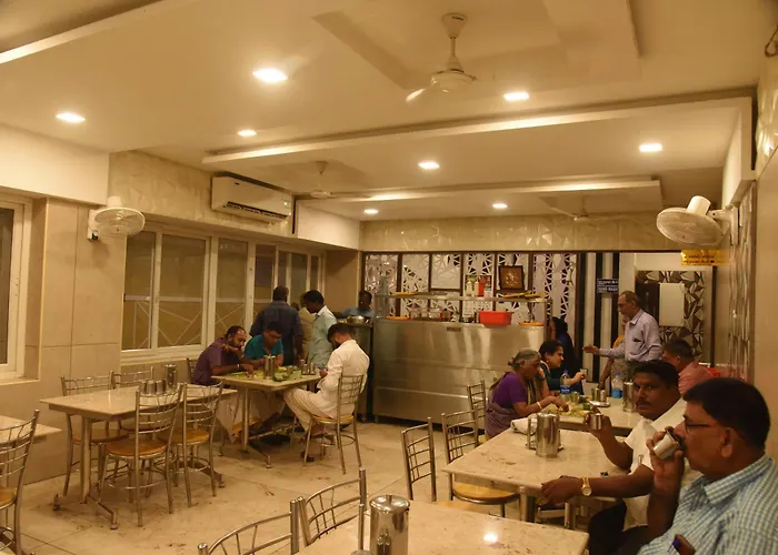 Sri Balaji Grand Hotel