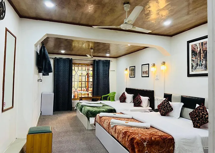 Hotel Chachoo Palace