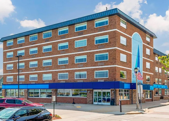 The Harborview On Lake Michigan, Ascend Hotel Collection Port Washington