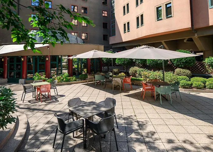 Ibis Budapest Heroes Square