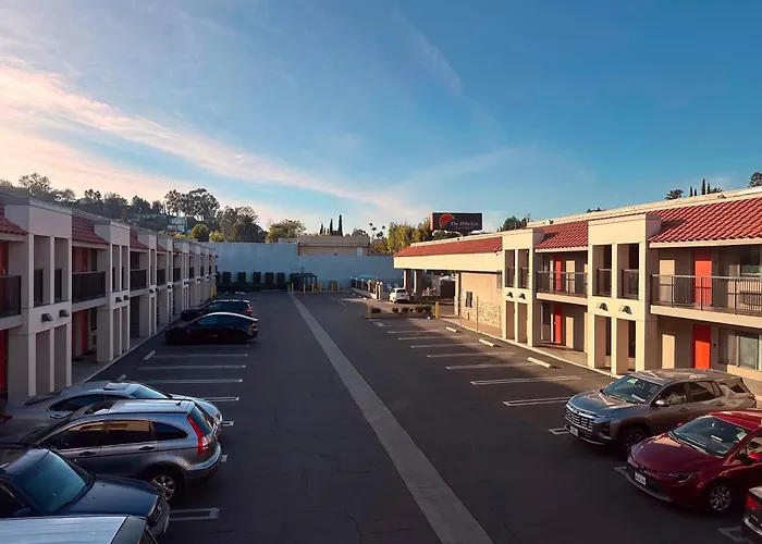 The Hills Inn Eagle Rock - Near Old Town Pasadena Los Angeles