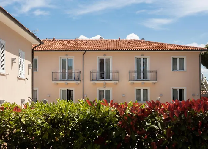 Bolgheri Marina Resort