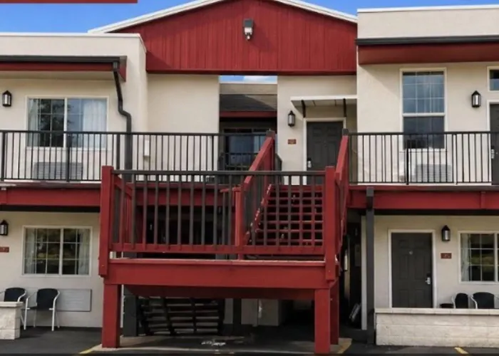 Econo Lodge Inn & Suites Montrose - Black Canyon Area