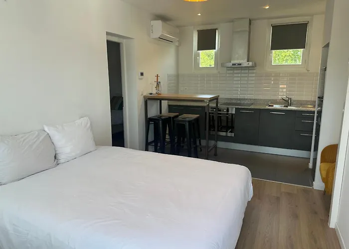 Hôtel Logis Laurent Rodriguez Cambo-les-Bains
