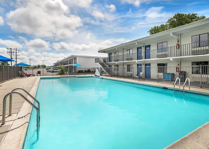 Motel 6-Norfolk, Va