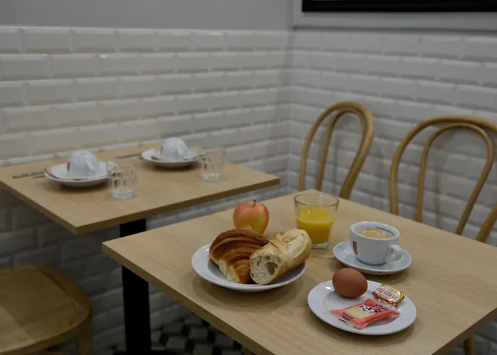 Hipotel Paris Voltaire Bastille