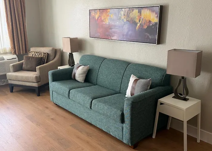 Quality Inn & Suites By The Parks Four Corners