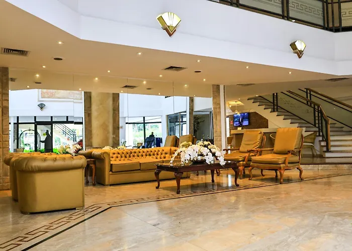 Ninety Hotel