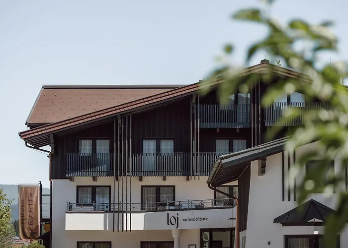 Hotel Loj - Our Kind Of Place Flachau