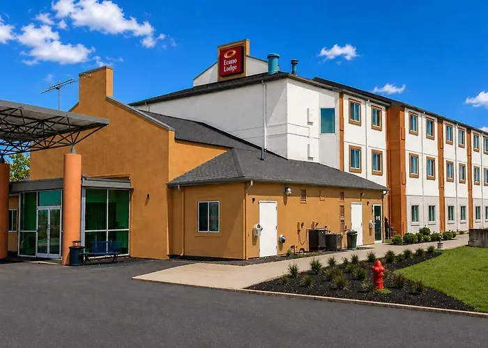 Econo Lodge Menomonie
