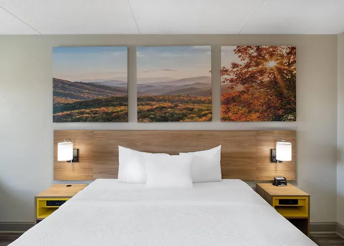 Days Inn By Wyndham Greeneville