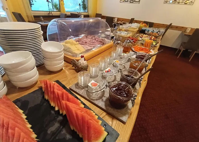 Hotel Garni Weingut Meran