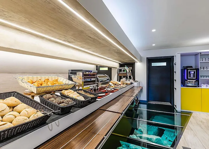 Ibis Styles Chaves Hotel