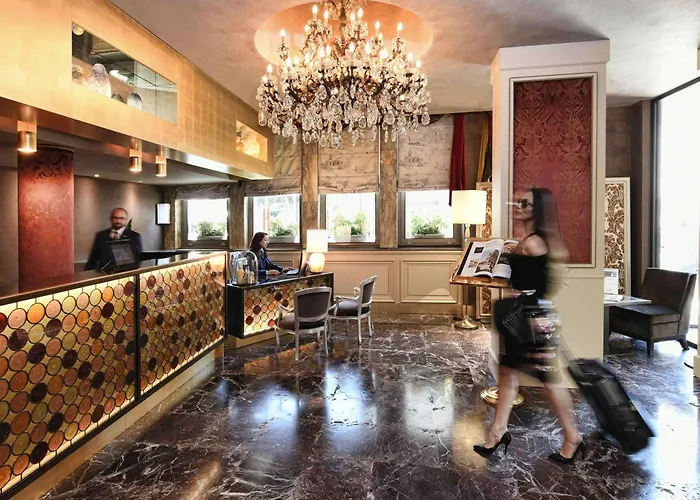 Hotel Papadopoli Venezia - MGallery Collection