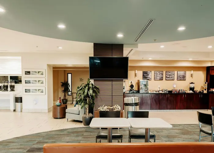 The Beacon Charlotte Airport By Ihg Hotel
