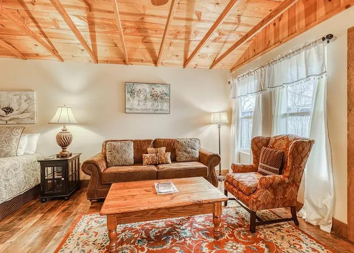 The Studio @ Durst Haus Fredericksburg