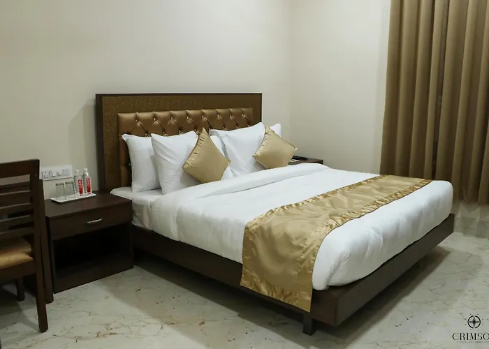 Crimson Hotel & Banquets