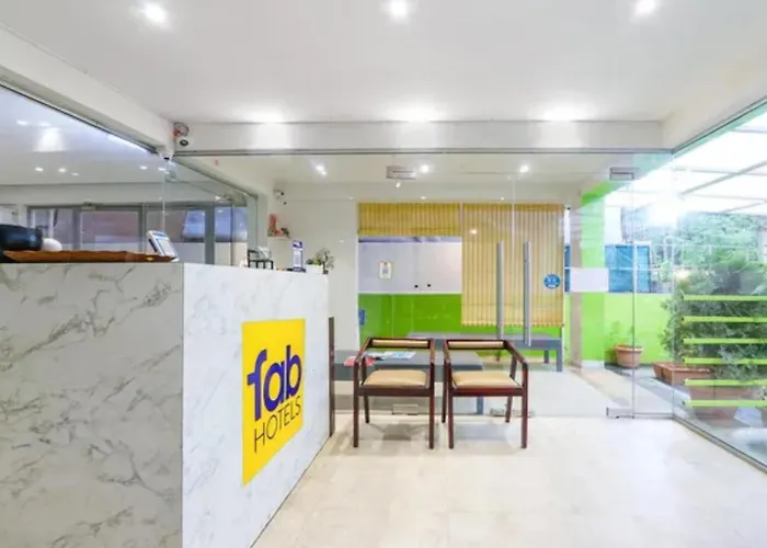 Fabhotel Blue Dawn Gachibowli - Gachibowli - Nr Dlf Cyber City