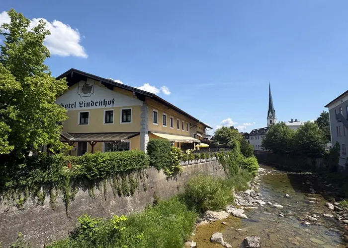 Hotel Pension Lindenhof Prien