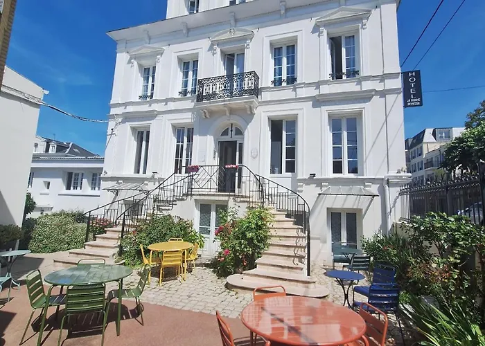 Hotel De Charme La Bonne Adresse - Logis Hotels Le Havre