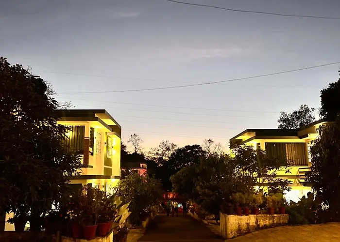 Luxe Hotel - Rooms & Villas Wayanad