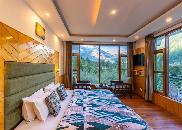 The 14 Gables, A Boutique Stay, Manali - Pet Friendly - Balcony Rooms - Crown Palace