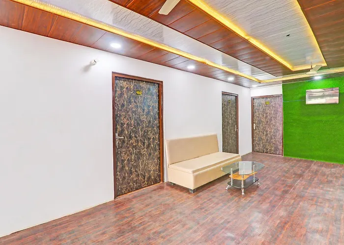 Hotel Mayur Palace Two -