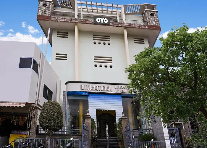 Hotel O International Lodge