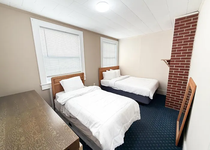 Majestic Hotel & Apartments