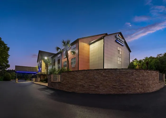 Baymont Inn & Suites By Wyndham Morrow - Atlanta I-75 South