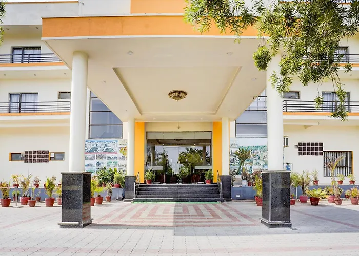 Hotel Amrit Manthan