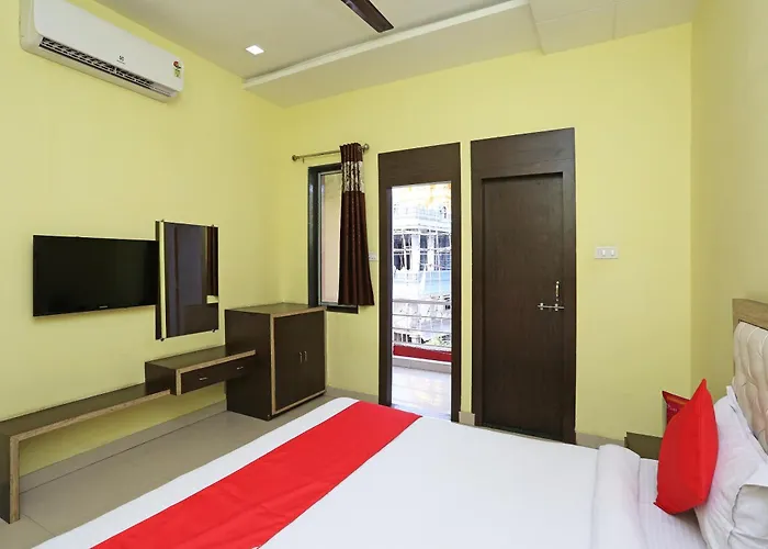 Collection O Hotel Pearl