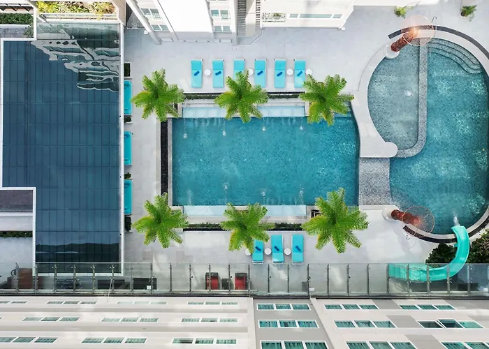 Novotel Living Bangkok Sukhumvit Legacy