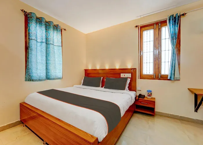 Collection O Velu Residency