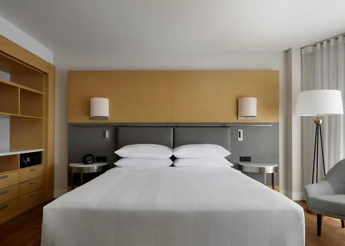 Montreal Marriott Chateau Champlain