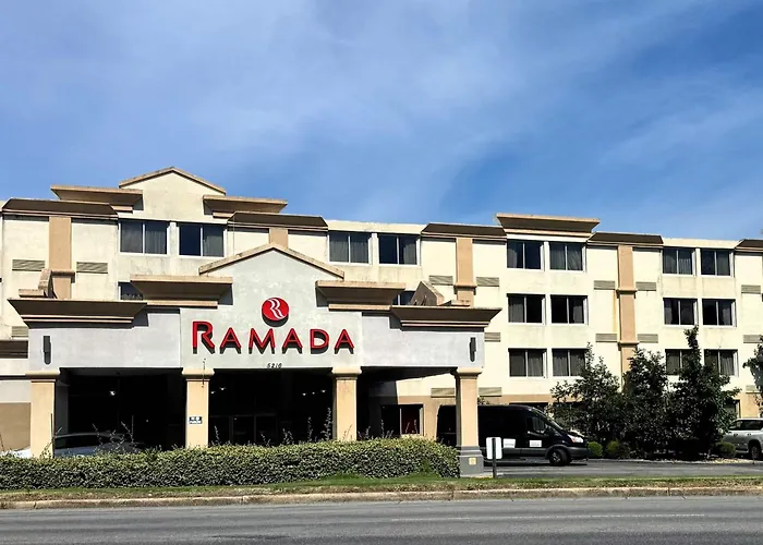 Ramada By Wyndham Birmingham Airport Hotel